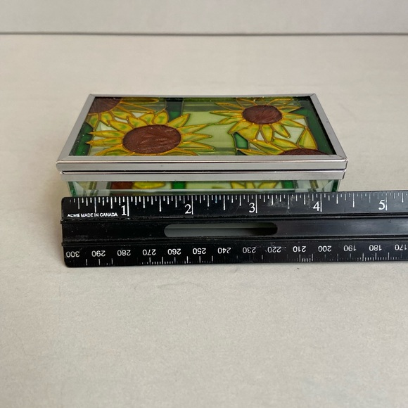 Glass and Mirror Sunflower Trinket Box - Picture 11 of 12